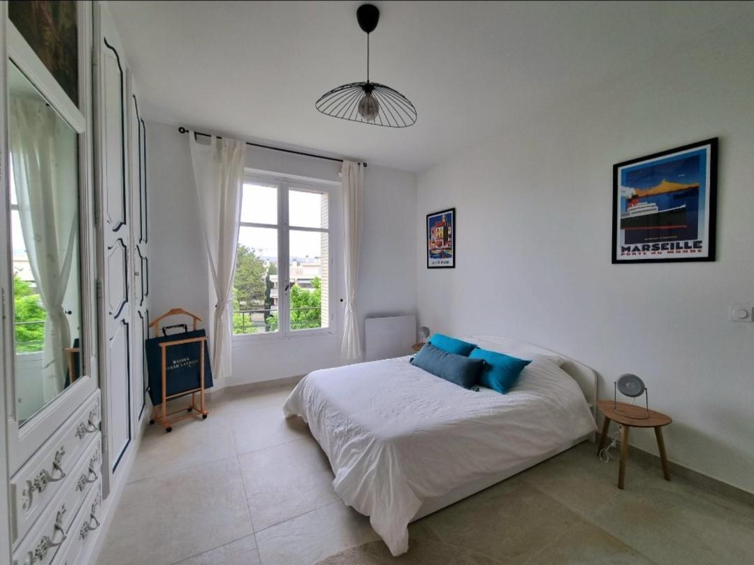 Appartement Spacieux De Standing - Parking Gratuit エクス＝アン＝プロヴァンス エクステリア 写真